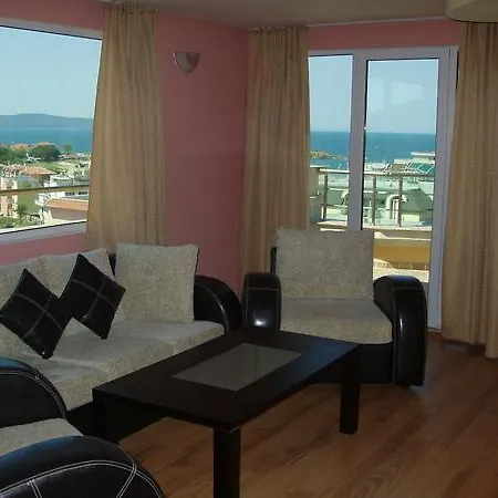 Hawaii Hotel Lozenets